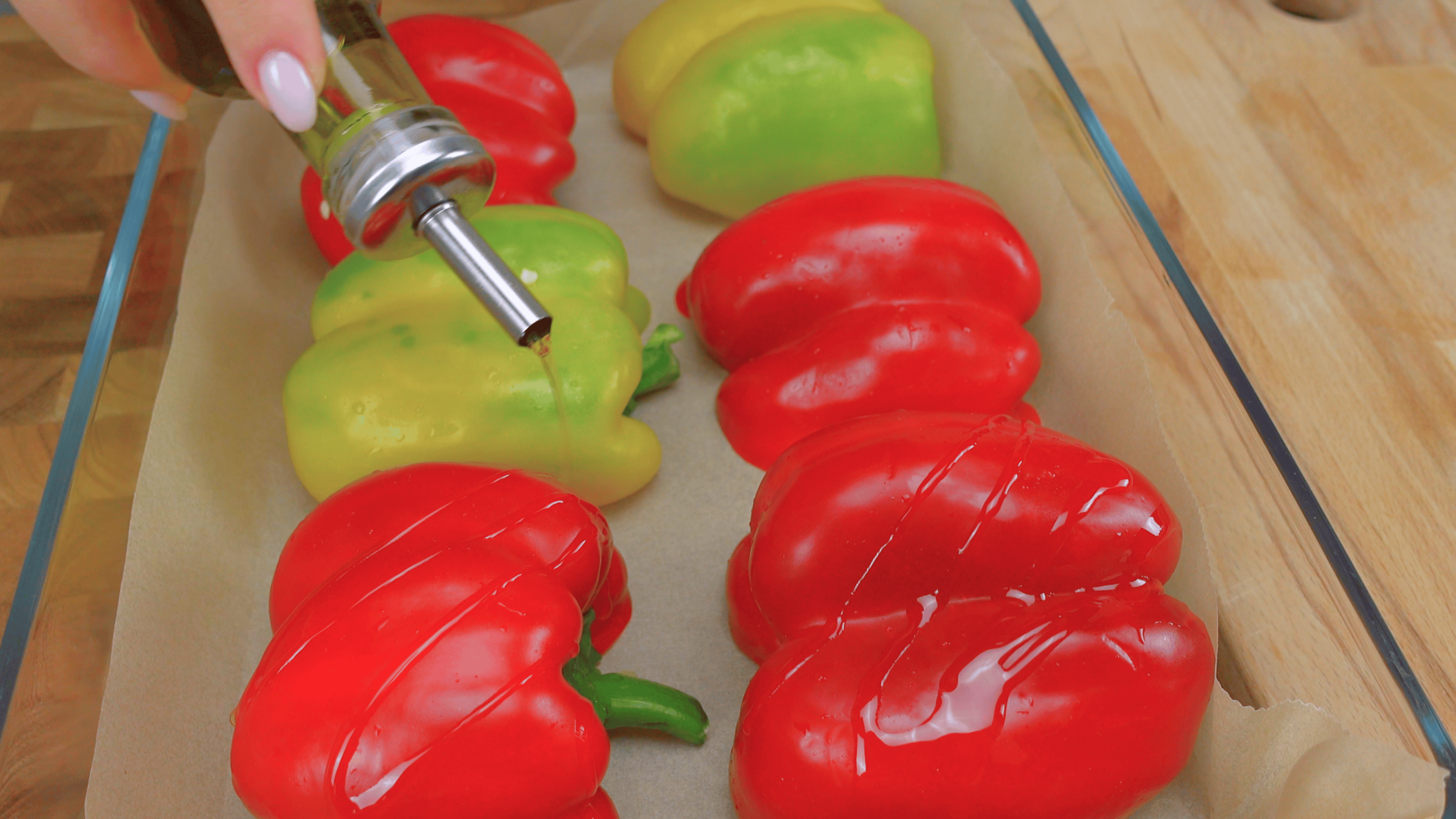 dizzling bell peppers with avocado oil